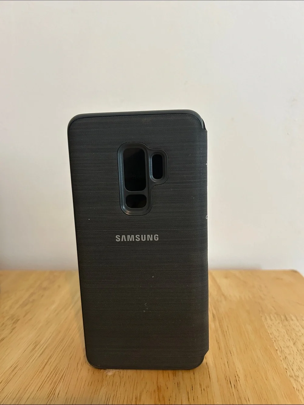 Samsung LED Wallet Cover for Galaxy S9+ in Black